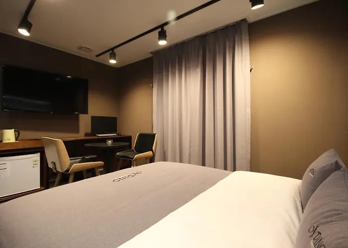 Station Dino Hotel Busan