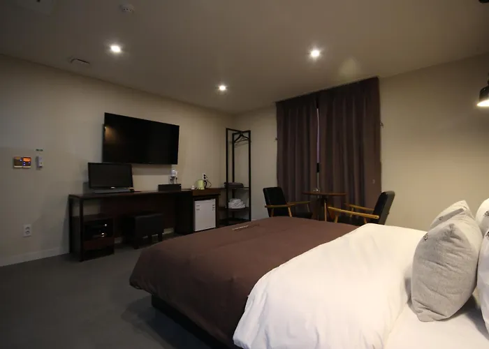 Hotel Station Dino 2*
